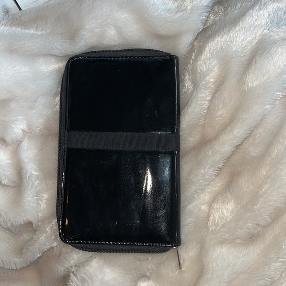 Makeup Brush Cosmetic Case - Picture 3 of 6